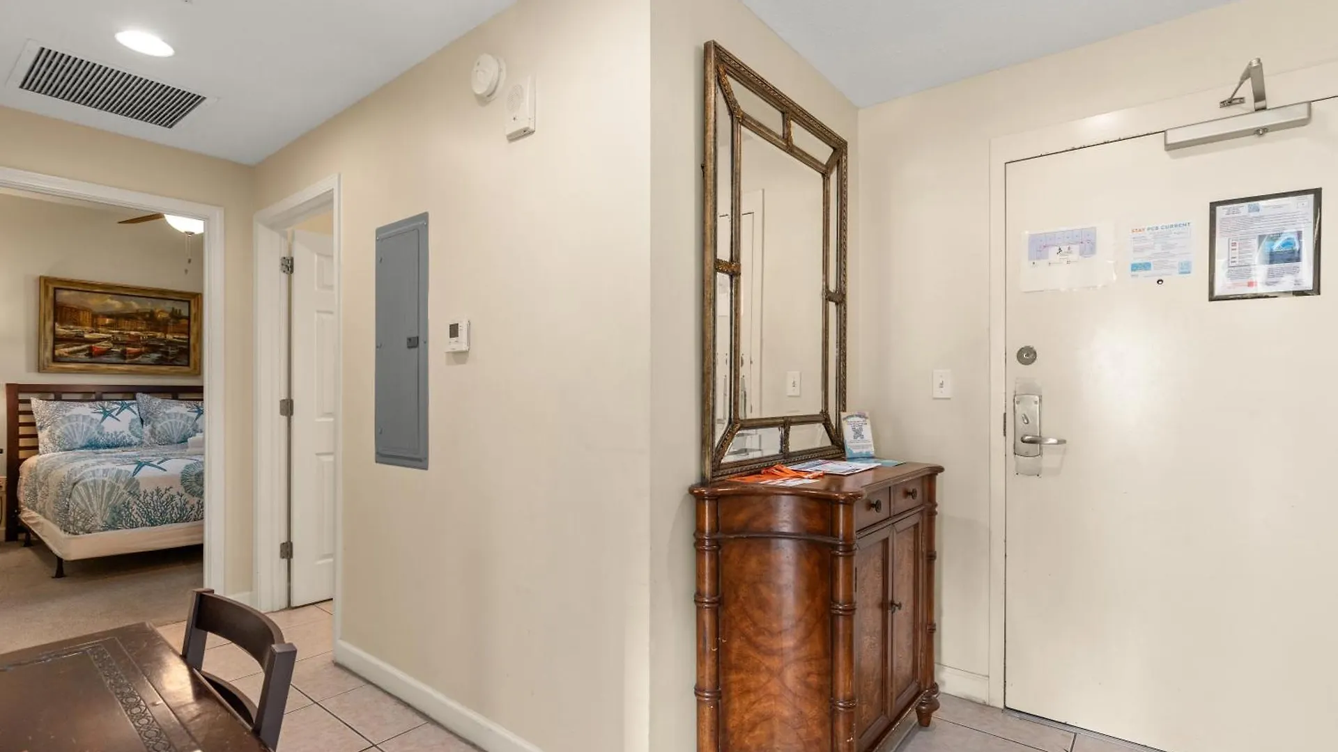 Beachfront Bliss Awaits: 2-Bed, 2-Bath Condo At Sterling Reef - Sleeps 6! Panama City Beach Holiday home