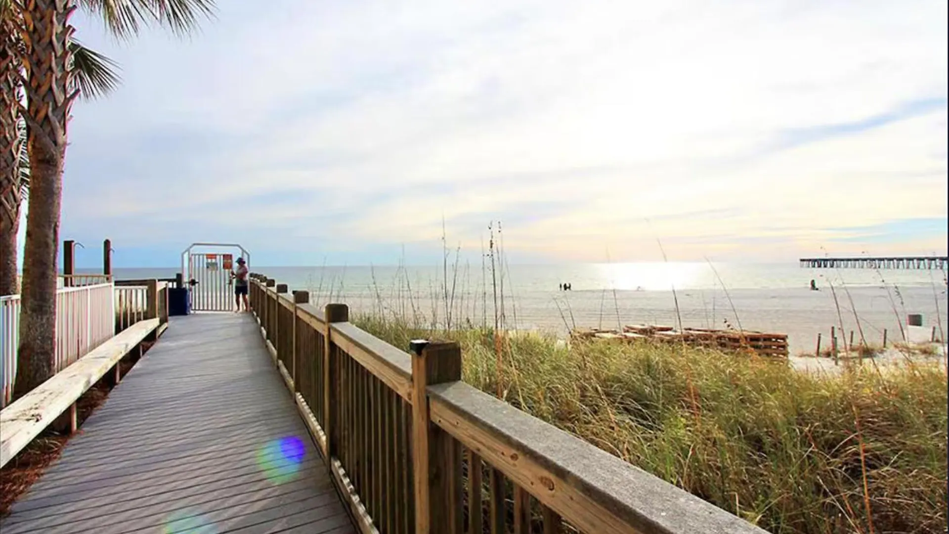 Beachfront Bliss Awaits: 2-Bed, 2-Bath Condo At Sterling Reef - Sleeps 6! Panama City Beach 0*,